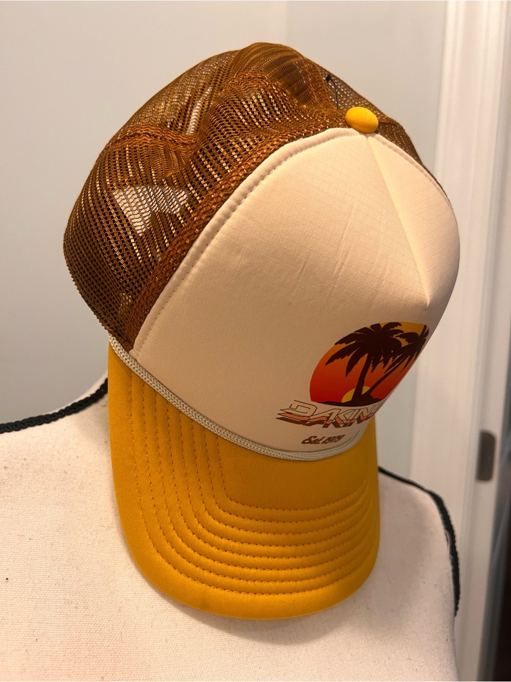 Dakine Trucker Hat Sunset Palm Tree Graphic Snapback Cap - Picture 8 of 14